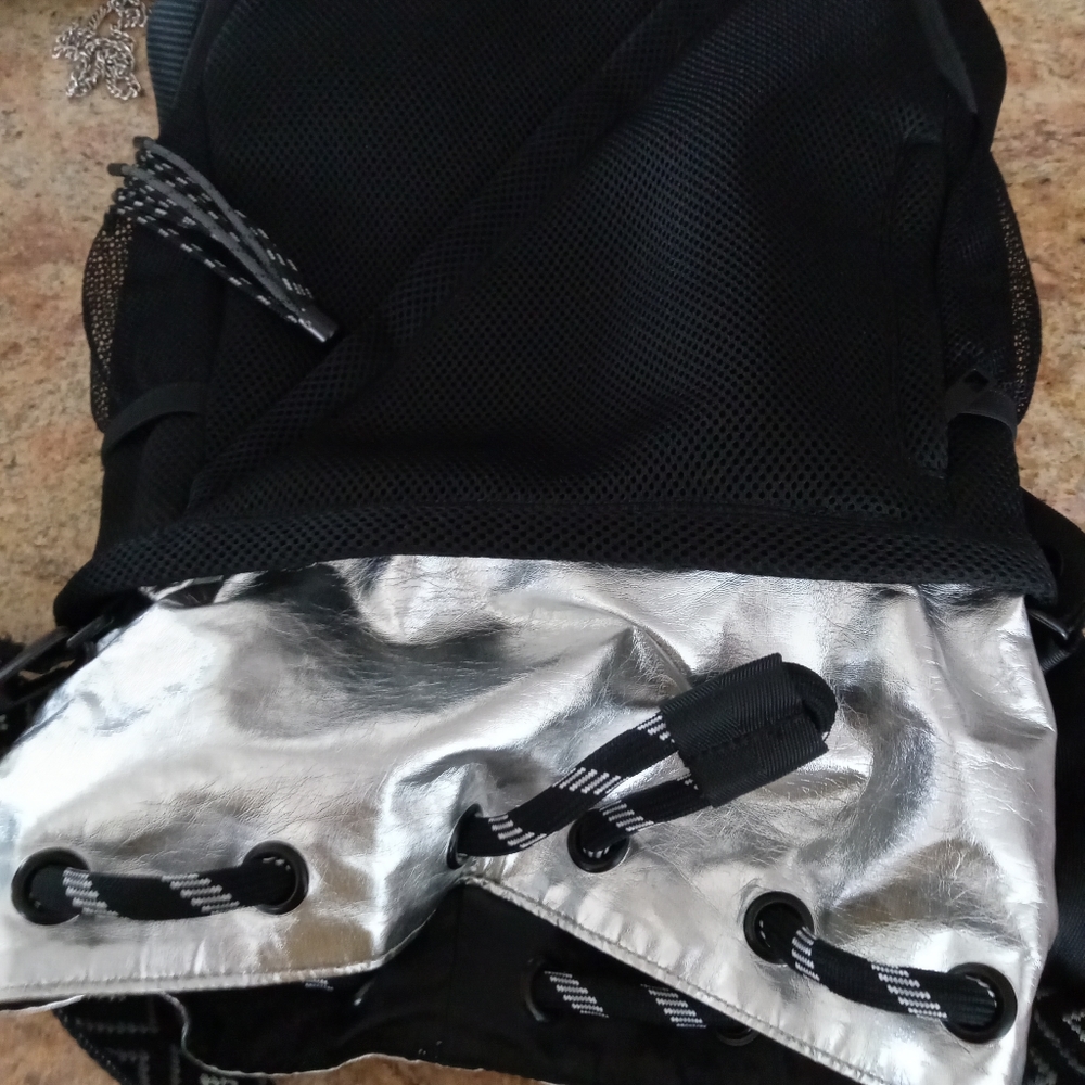 Hand bag - Picture 4 of 8